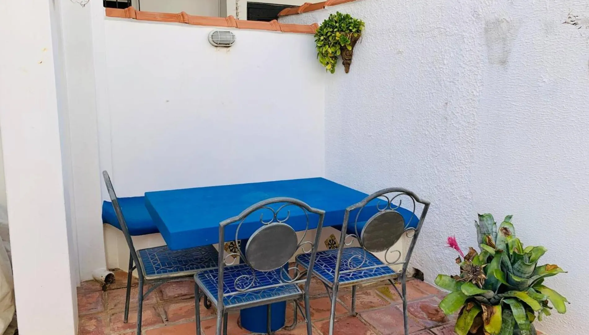 Bright & Airy Spanish Villa Steps To Sand Gen Ac - Main House San Juan Puerto Rico