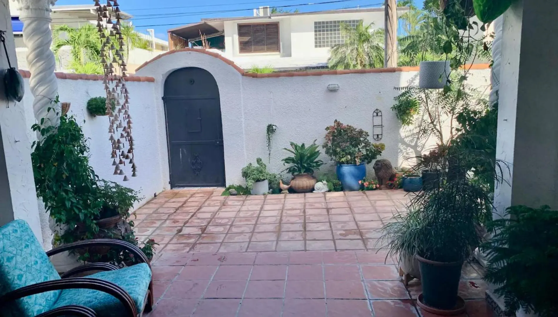 Bright & Airy Spanish Villa Steps To Sand Gen Ac - Main House San Juan Puerto Rico