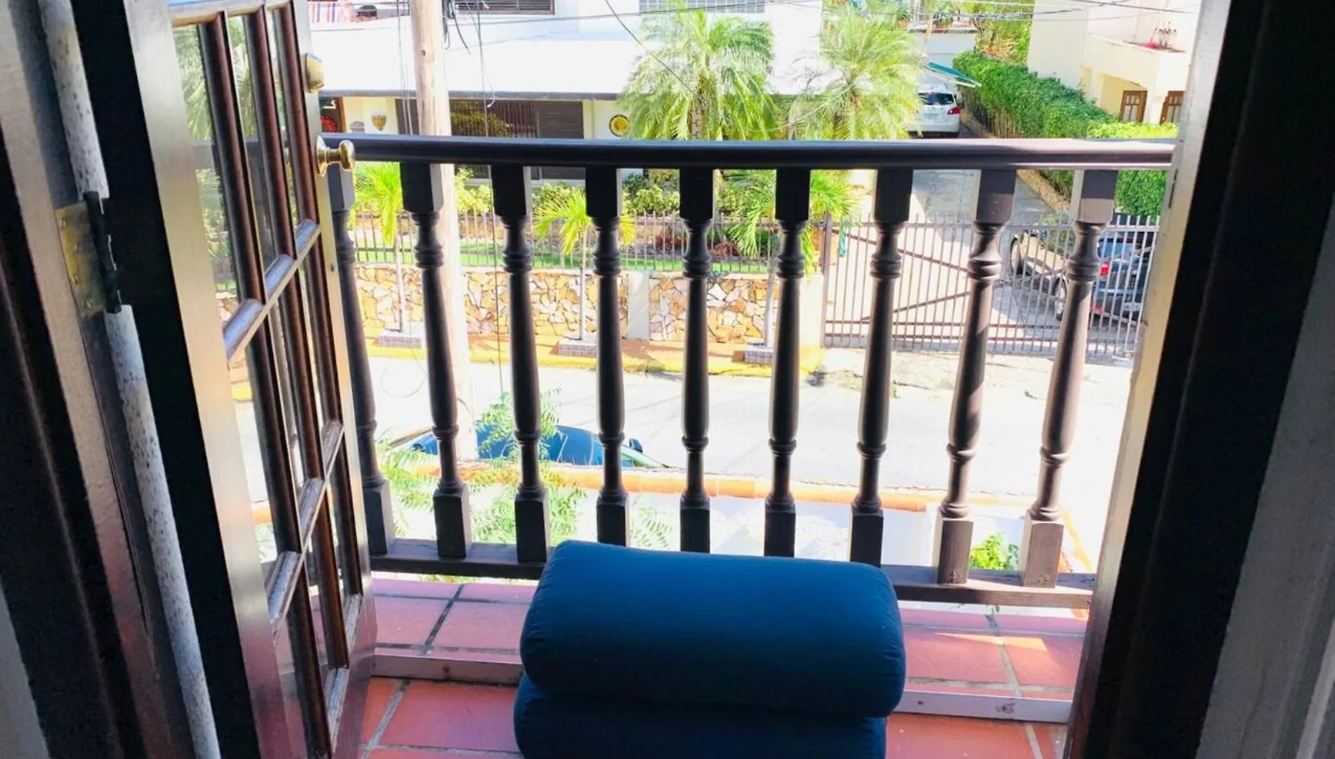 Bright & Airy Spanish Villa Steps To Sand Gen Ac - Main House San Juan 0*,  Puerto Rico