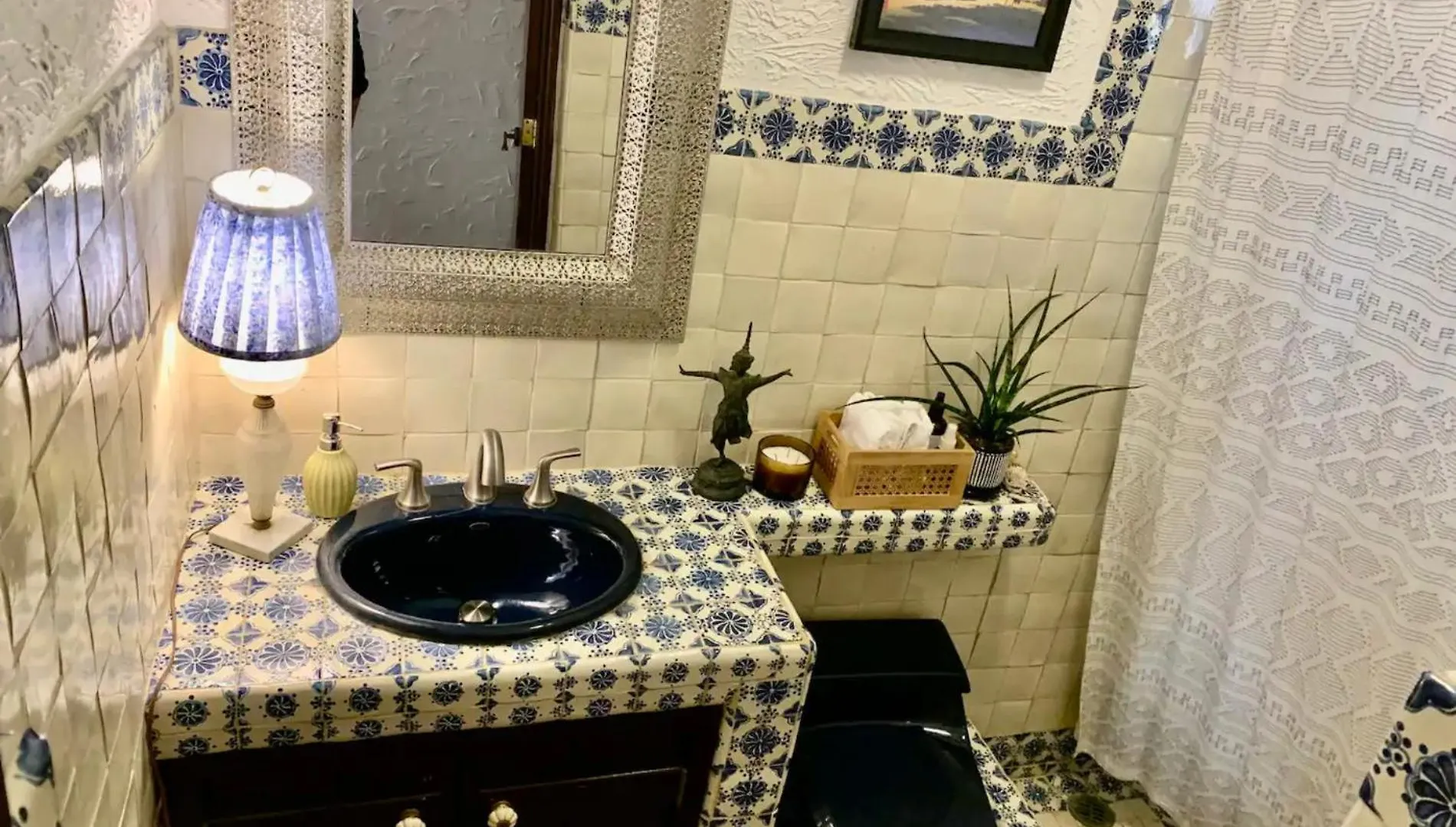 Bright & Airy Spanish Villa Steps To Sand Gen Ac - Main House San Juan Puerto Rico